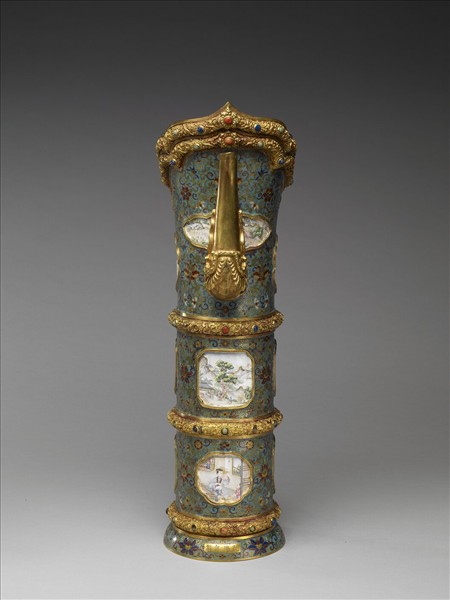 掐絲兼繪琺瑯多穆壺