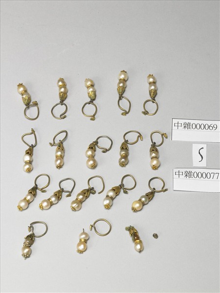 銅鍍金珍珠耳墜（一對）