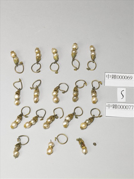 銅鍍金珍珠耳墜（一對）