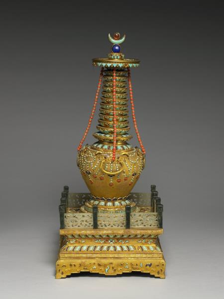 鍍金嵌珊瑚松石藏式塔形龕