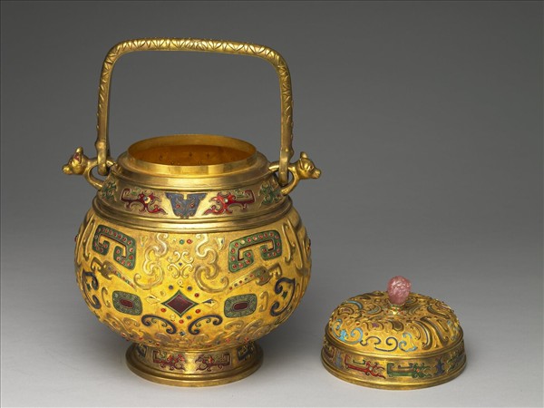 銅鍍金獸面紋提梁卣