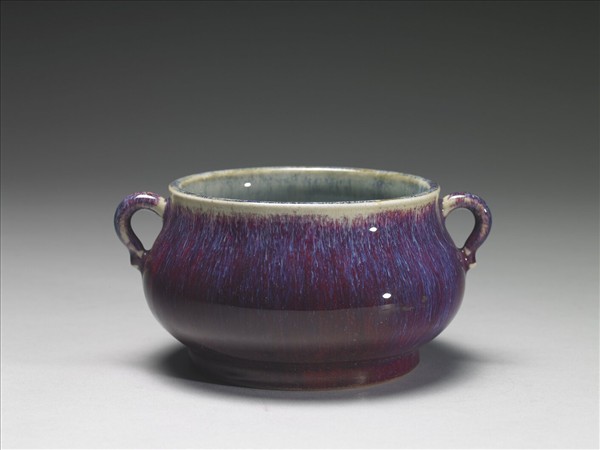 仿鈞釉雙耳爐