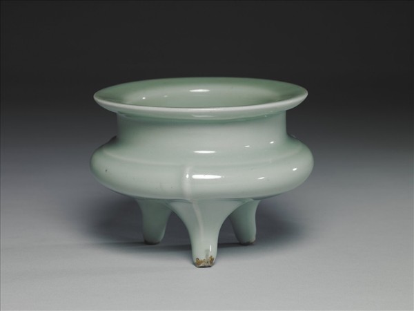 龍泉窯 青瓷鬲式爐