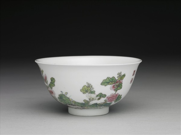 琺瑯彩蜀葵圖碗