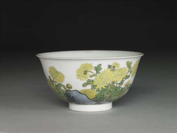 琺瑯彩黃菊花紋杯