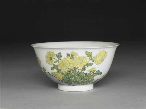 琺瑯彩黃菊花紋杯