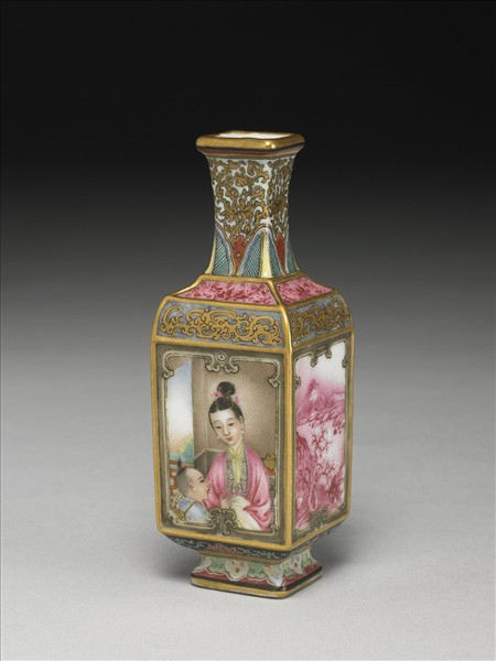 琺瑯彩開光山水人物方瓶