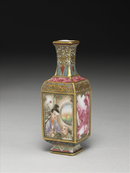 琺瑯彩開光山水人物方瓶