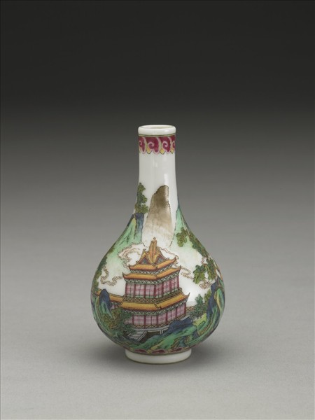 琺瑯彩山水樓閣圖瓶
