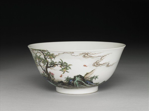 琺瑯彩瓷壽山福海圖碗