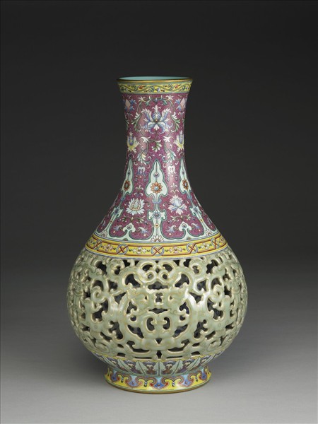 粉彩鏤空蟠螭紋套瓶- 故宮