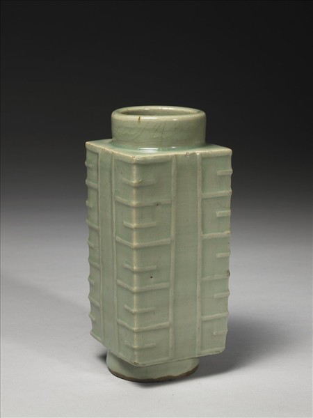 龍泉窯 青瓷琮式瓶