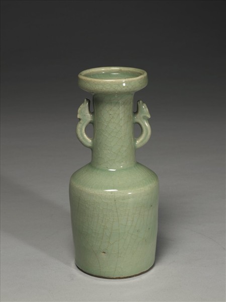 龍泉窯 青瓷獸耳紙槌瓶