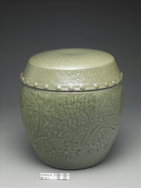 龍泉窯 青瓷刻花鼓式座墩