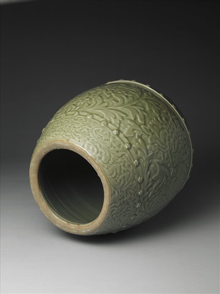 龍泉窯 青瓷刻花鼓式座墩