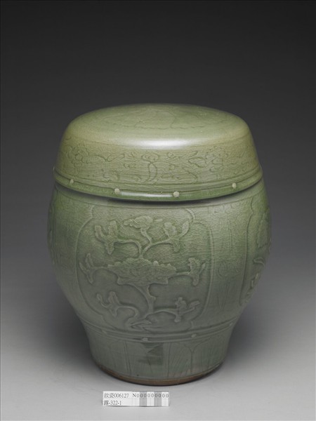 龍泉窯 青瓷刻花鼓式座墩