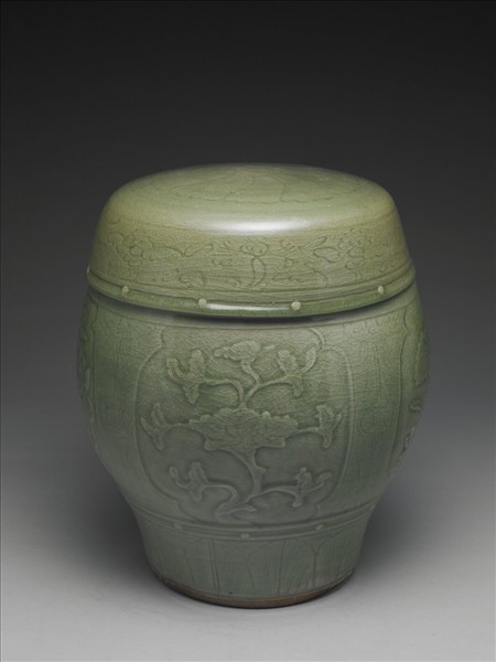 龍泉窯 青瓷刻花鼓式座墩
