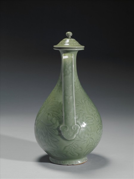 龍泉窯 青瓷劃花帶蓋執壺