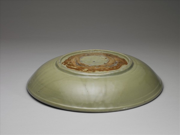 龍泉窯 青瓷劃花一把蓮盤