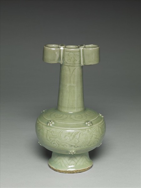 龍泉窯 青瓷劃花投壺