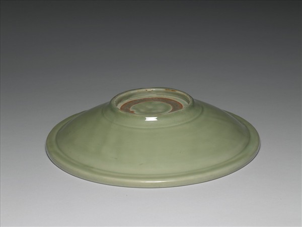 龍泉窯 青瓷印花折沿盤