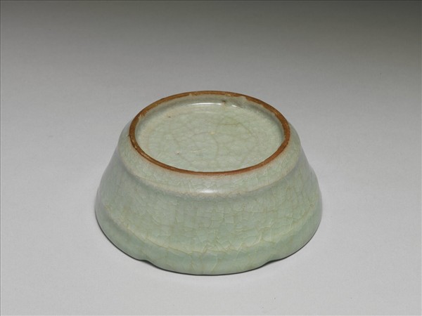 龍泉窯 青瓷葵口洗