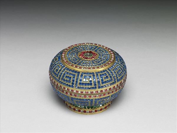 銅鎏金嵌料石盒