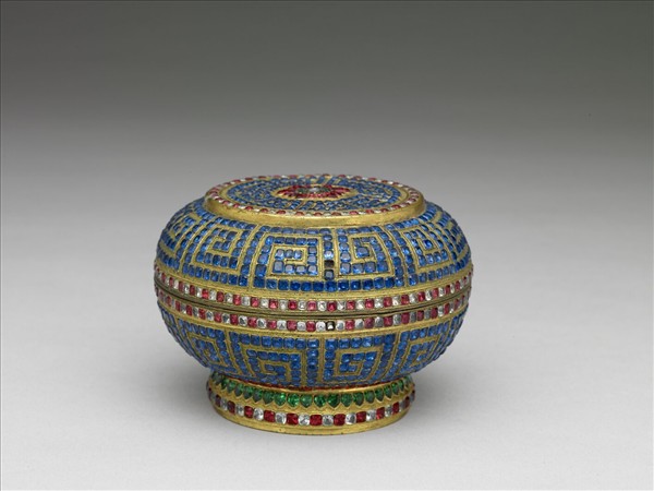 銅鎏金嵌料石盒