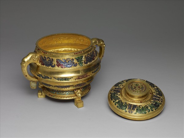 銅鎏金嵌料石簋式爐