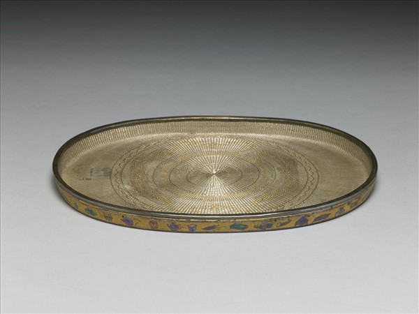 編銀絲嵌螺鈿橢圓形淺盤