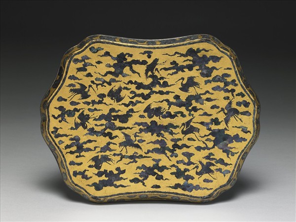 銀絲編海棠式嵌螺鈿淺盤