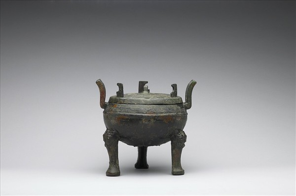 蟠虺紋鼎