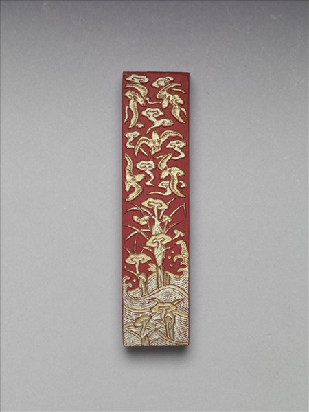 金漆龍紋硃墨- 故宮