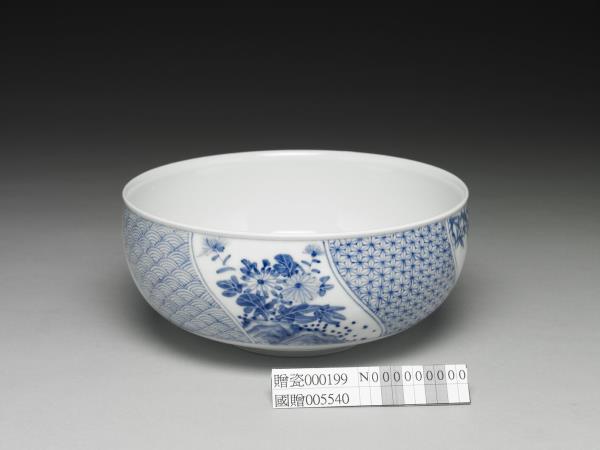 青花梅蘭竹菊缽