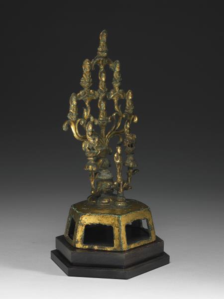 中國 唐代 八~九世紀或更晚 銅鎏金七佛造像組