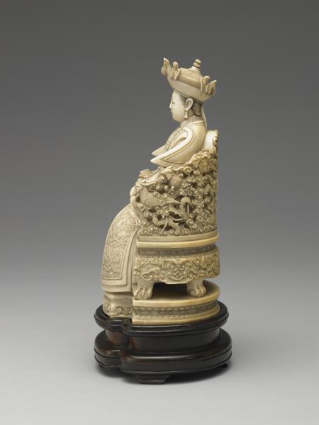 象牙雕乾隆帝后像