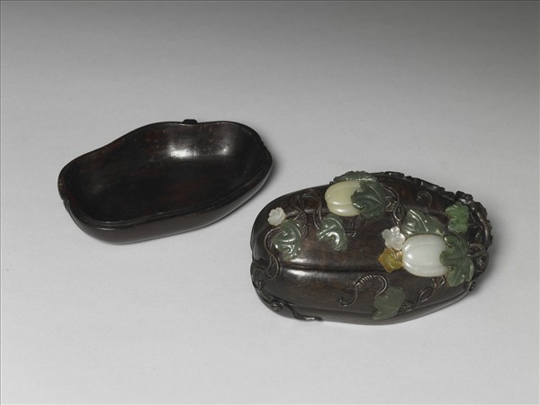 紫檀嵌玉瓜形盒