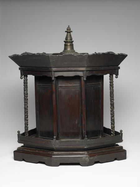 黑漆嵌掐絲琺瑯佛龕