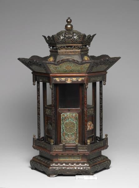 黑漆嵌掐絲琺瑯佛龕