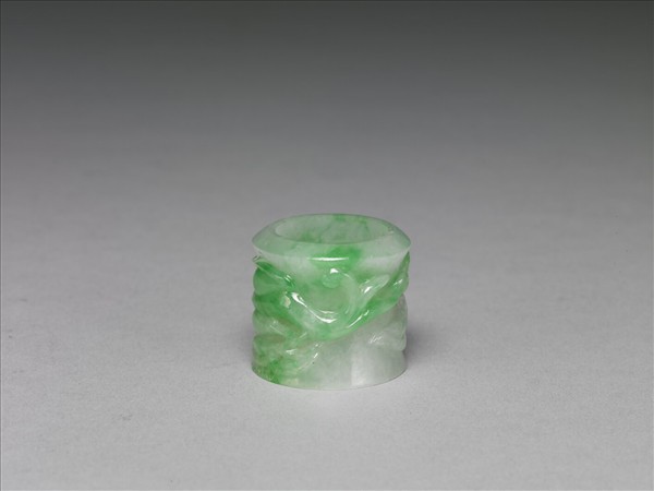 翡翠雕龍扳指