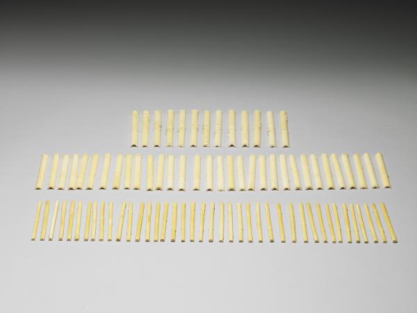 象牙雕竹節式籌碼（八十五支）