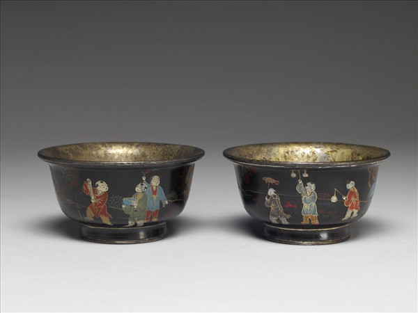 銀胎描漆蓮子碗