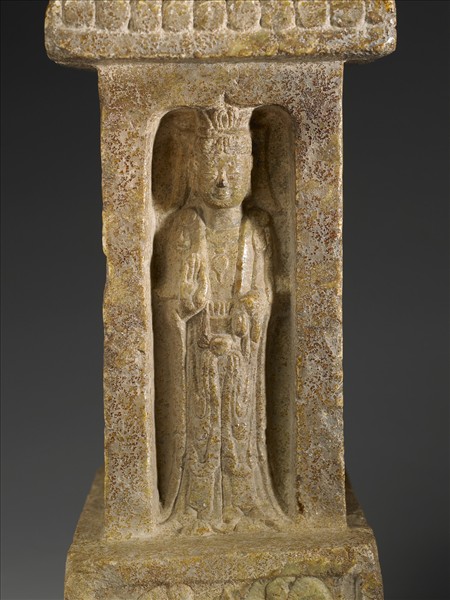 黃花石坐佛四面龕像