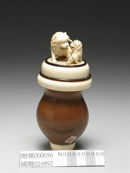 葫蘆嵌象牙蟋蟀盒