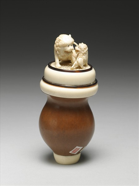 葫蘆嵌象牙蟋蟀盒