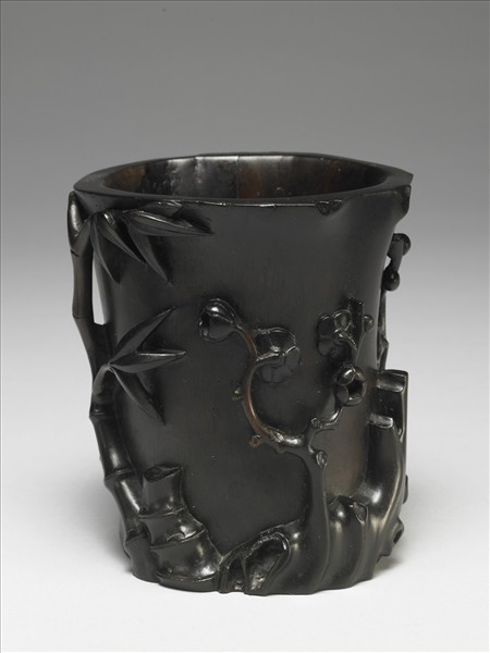 紫檀雕松竹梅筆筒