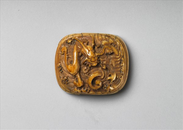 象牙雕龍紋帶版