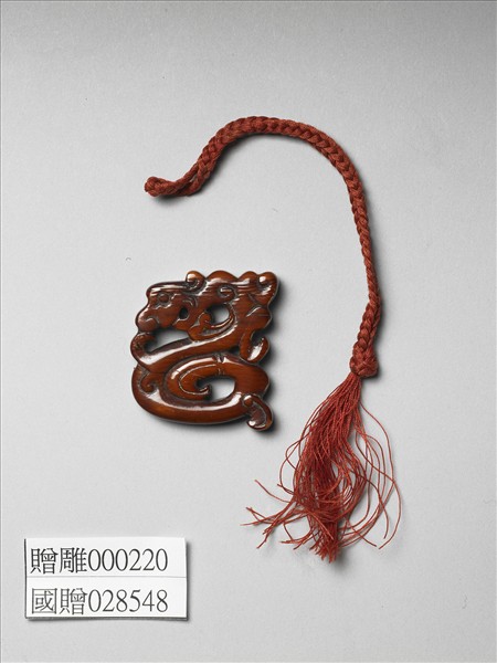 象牙雕龍紋佩