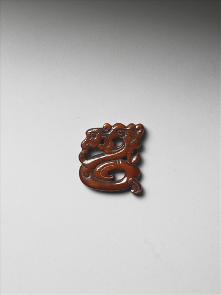 象牙雕龍紋佩