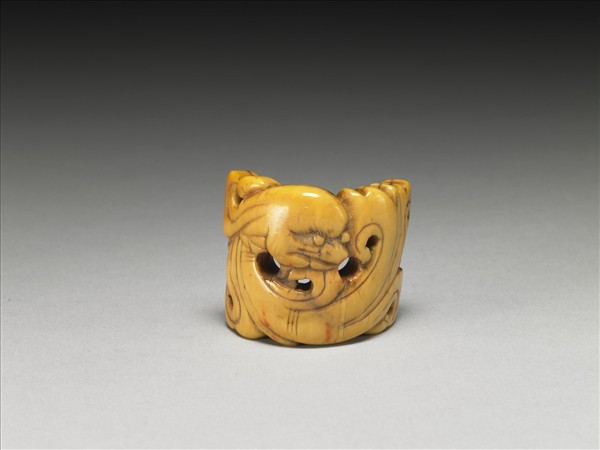 象牙雕鳥紋臂擱